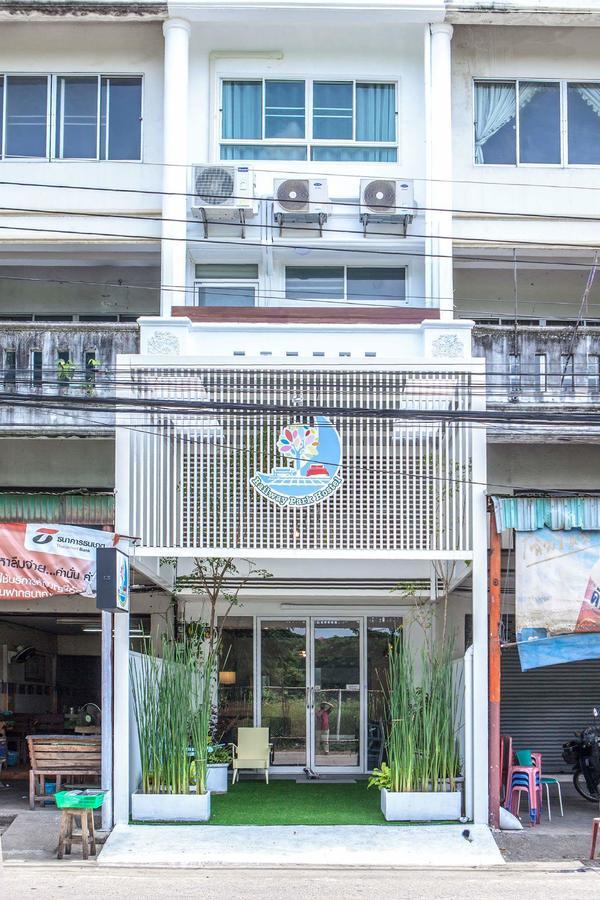 Railway Park Hostel Chiang Mai Ngoại thất bức ảnh