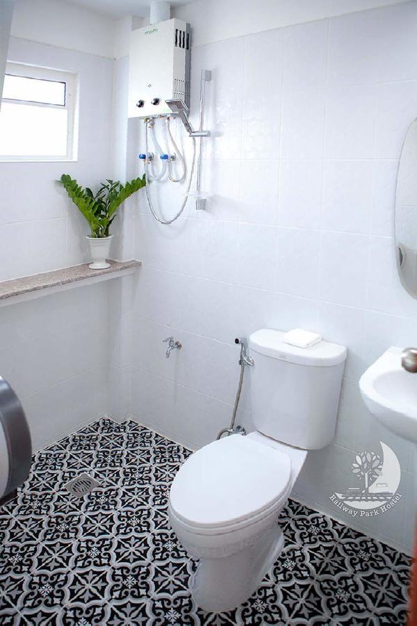 Railway Park Hostel Chiang Mai Ngoại thất bức ảnh