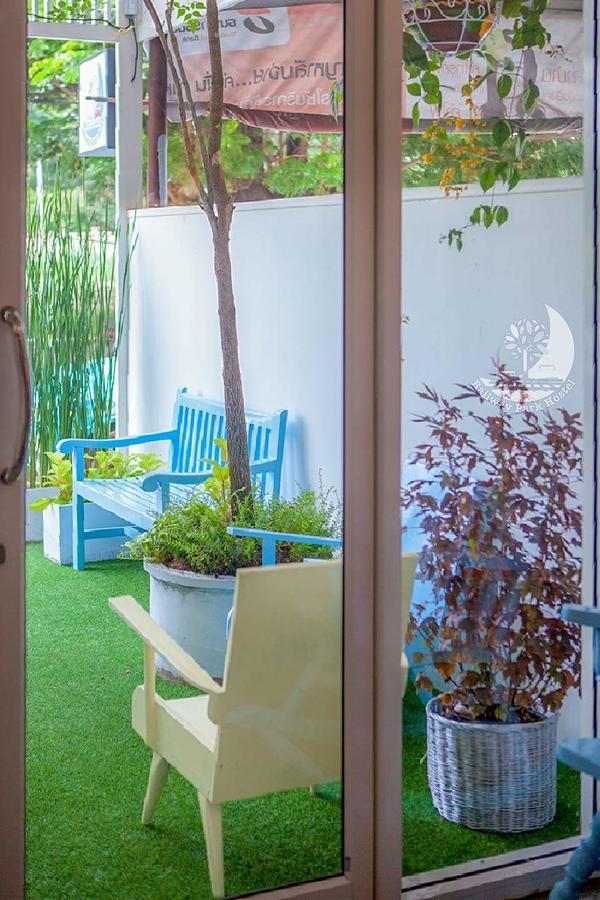 Railway Park Hostel Chiang Mai Ngoại thất bức ảnh