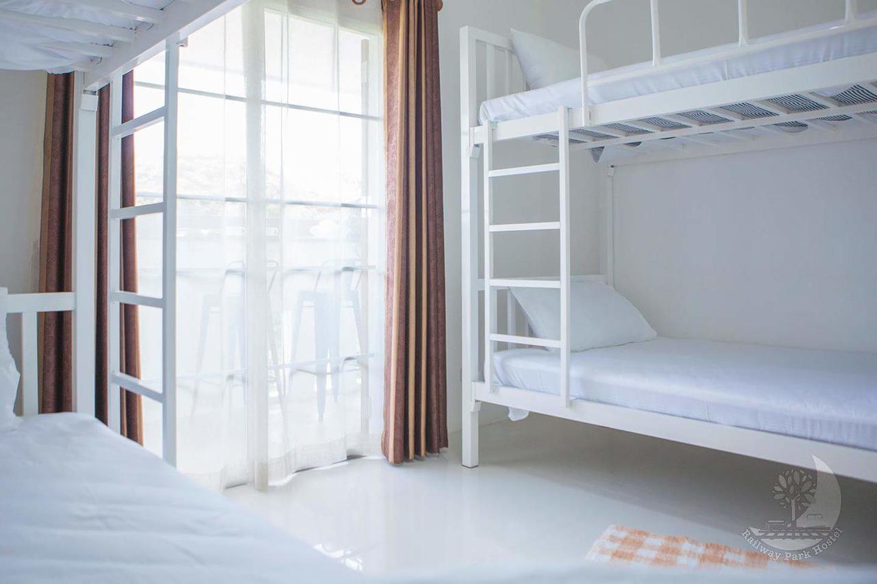 Railway Park Hostel Chiang Mai Ngoại thất bức ảnh